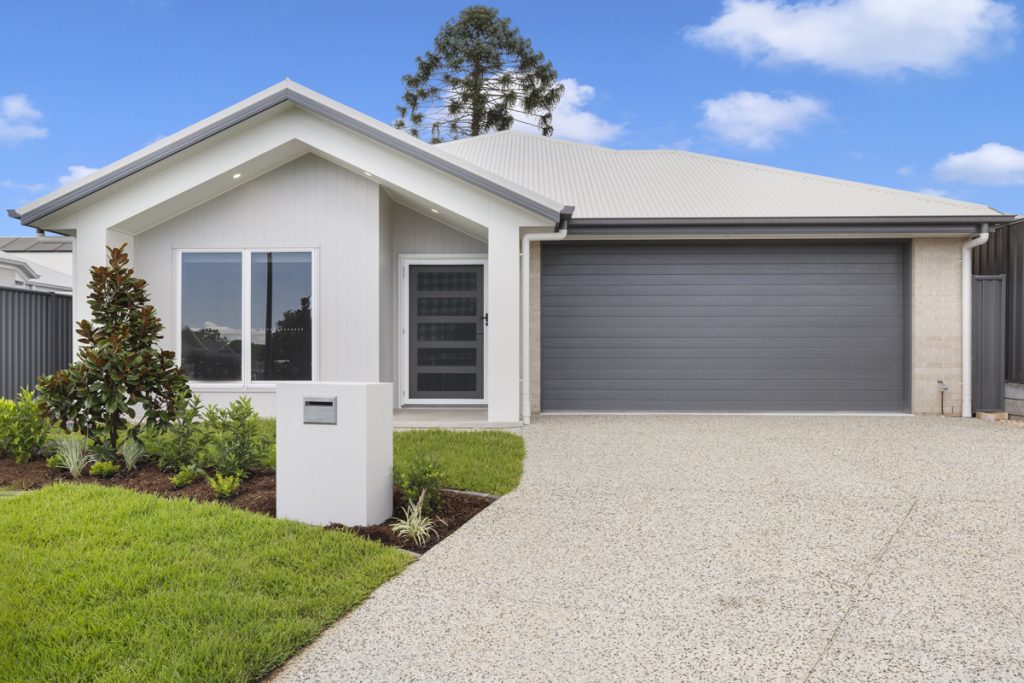 Custom home in Corymbia, QLD